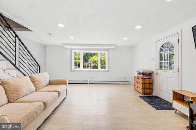 409 MICHIGAN AVE, Swarthmore, PA 19081