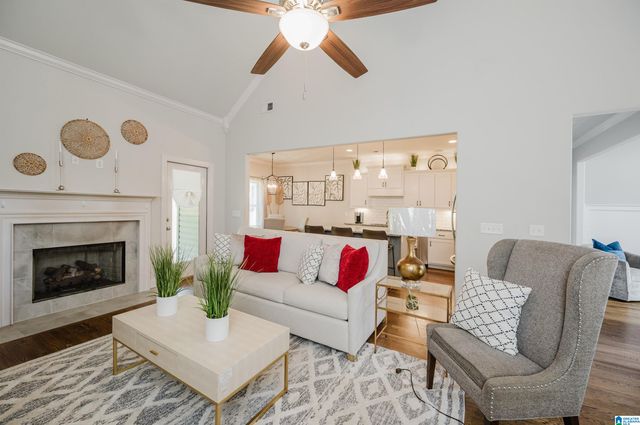 801 GREY OAKS COVE, Pelham, AL 35124
