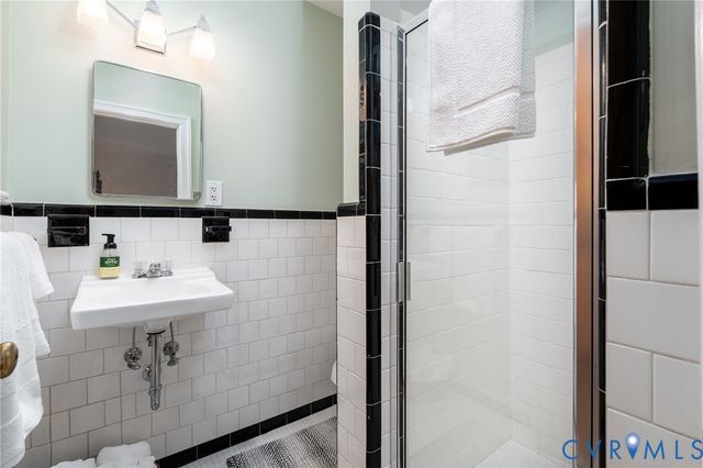 8413 Cherokee Rd, Richmond, VA 23235