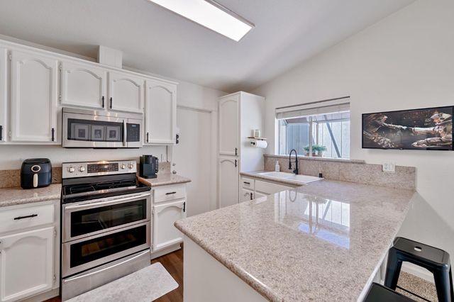 6964 Pollen Way, Citrus Heights, CA 95610