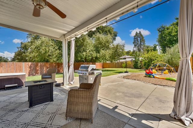6964 Pollen Way, Citrus Heights, CA 95610
