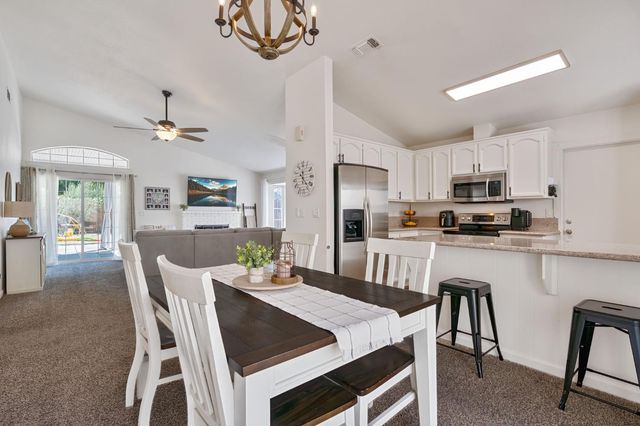 6964 Pollen Way, Citrus Heights, CA 95610