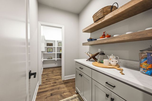 7829 Teton Trail Avenue, Springdale, AR 72762