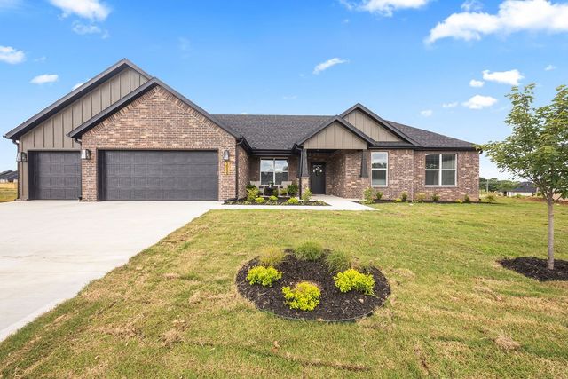 7829 Teton Trail Avenue, Springdale, AR 72762