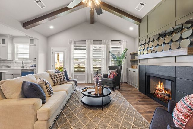 7829 Teton Trail Avenue, Springdale, AR 72762