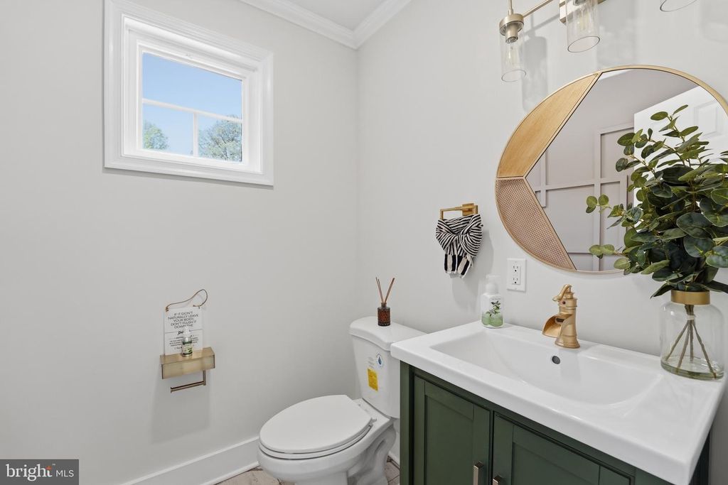 Image 35 of property listing at 2919 DAVIDSONVILLE RD, Davidsonville, MD 21035