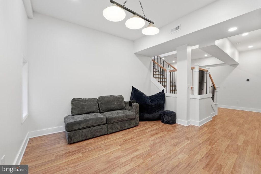 Image 44 of property listing at 2919 DAVIDSONVILLE RD, Davidsonville, MD 21035