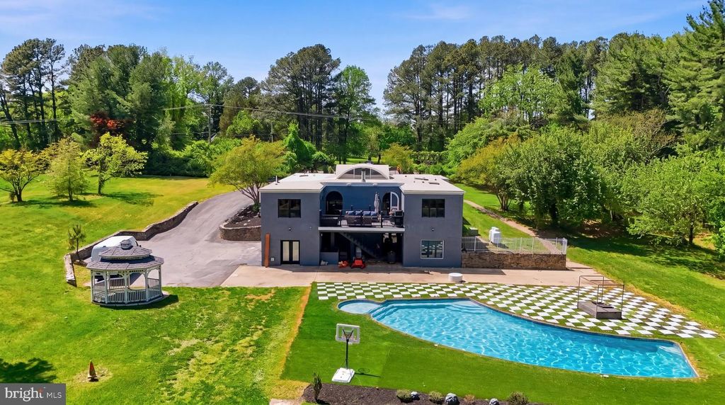 Image 59 of property listing at 2919 DAVIDSONVILLE RD, Davidsonville, MD 21035