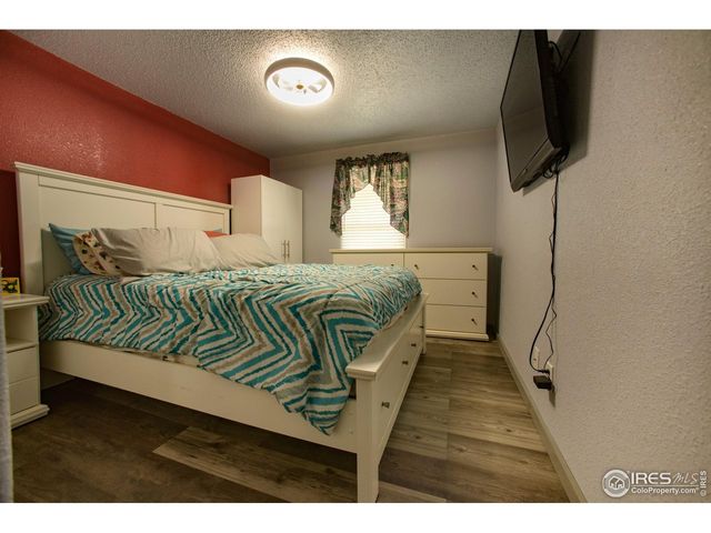 34 Arapaho Cir, Weldona, CO 80653