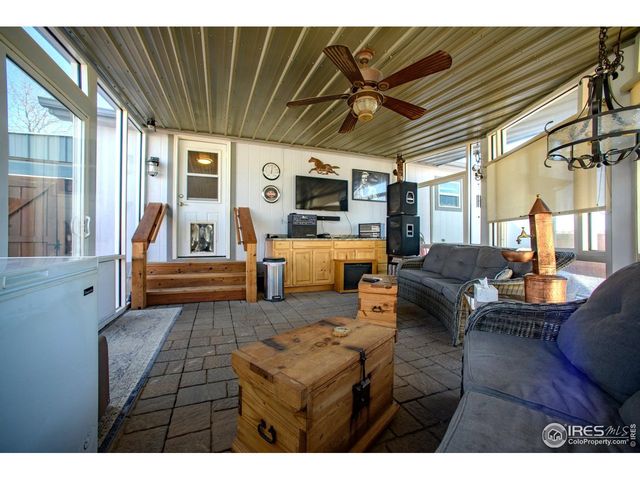 34 Arapaho Cir, Weldona, CO 80653