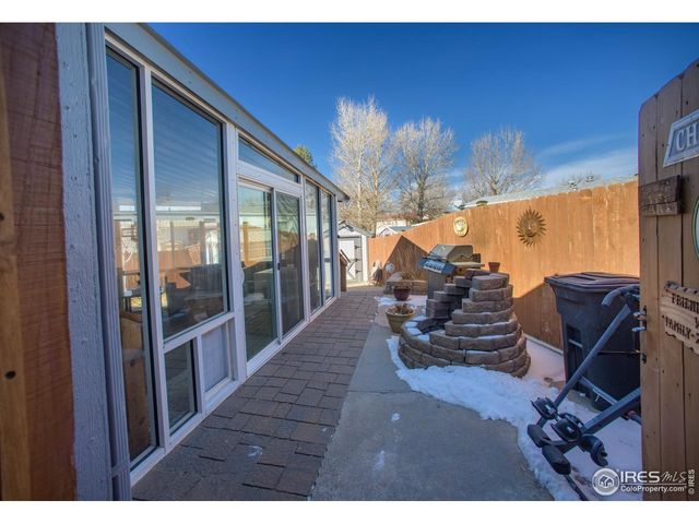 34 Arapaho Cir, Weldona, CO 80653