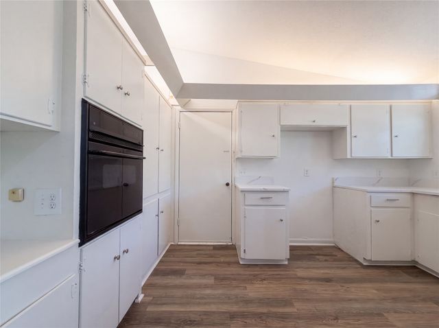 2111 Royal Oaks Drive, Irving, TX 75060