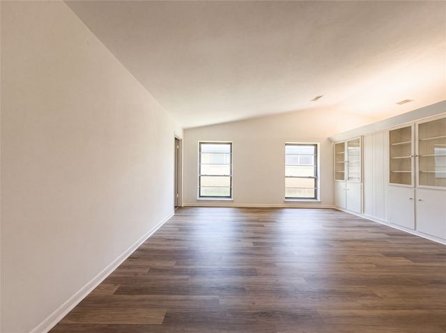 2111 Royal Oaks Drive, Irving, TX 75060