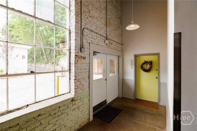 585 White Circle 504, Athens, GA 30605