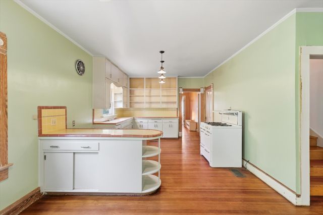 2044 W Oak Street, Denton, TX 76201