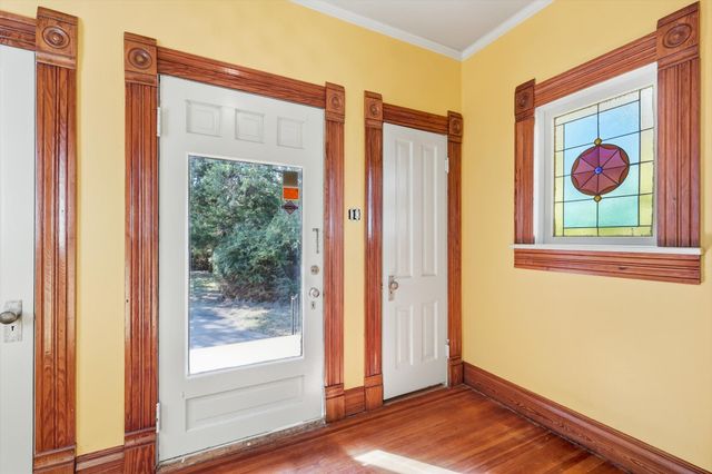 2044 W Oak Street, Denton, TX 76201