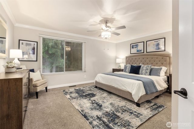 25600 Lake Wilderness Country Club Drive SE, Maple Valley, WA 98038