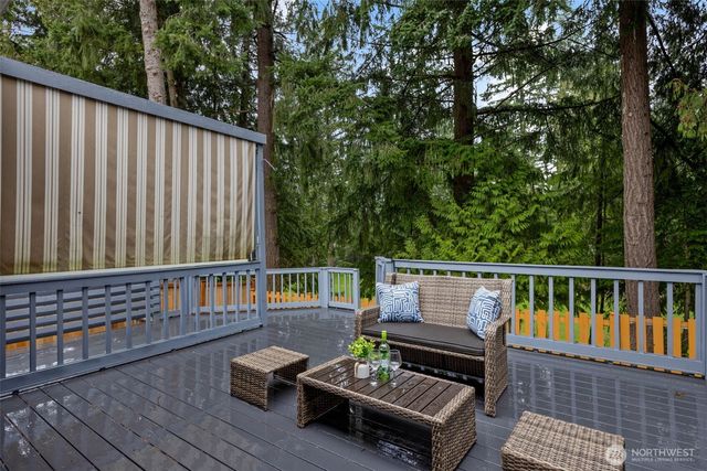 25600 Lake Wilderness Country Club Drive SE, Maple Valley, WA 98038