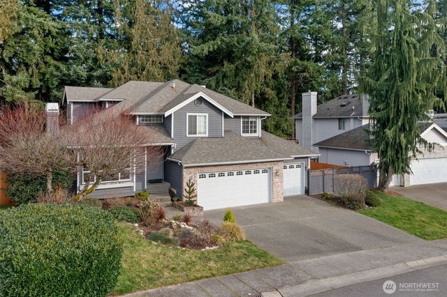 25600 Lake Wilderness Country Club Drive SE, Maple Valley, WA 98038