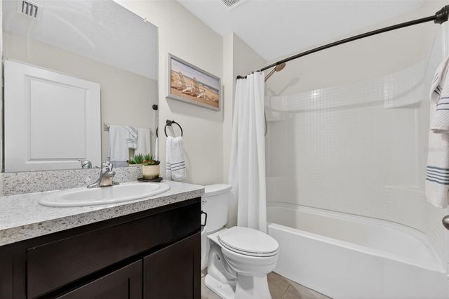 810 WILL SCARLETT AVENUE, Ruskin, FL 33570