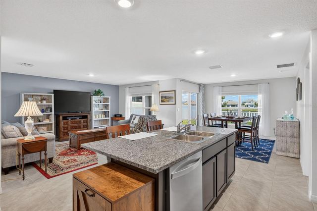 810 WILL SCARLETT AVENUE, Ruskin, FL 33570