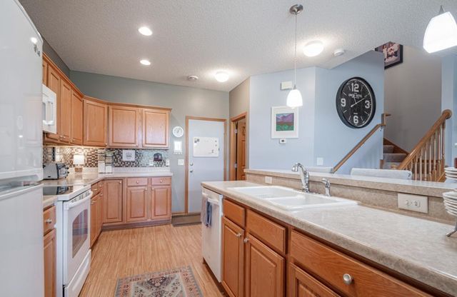 10465 172nd Lane NW, Elk River, MN 55330