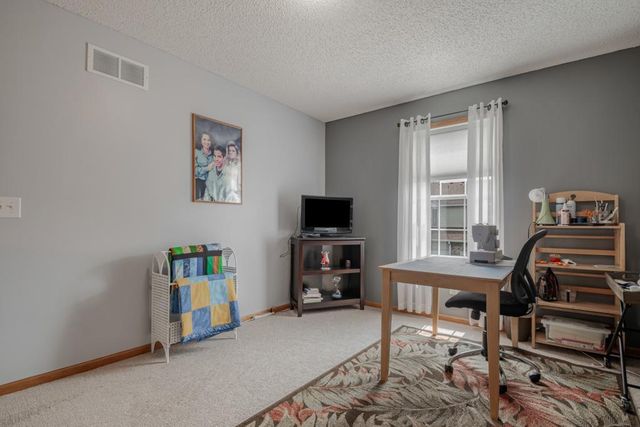 10465 172nd Lane NW, Elk River, MN 55330