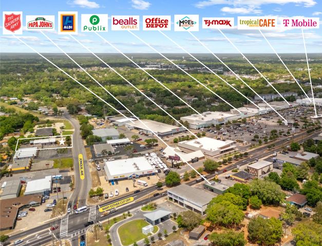 214 NW Jonquil Avenue, Fort Walton Beach, FL 32548