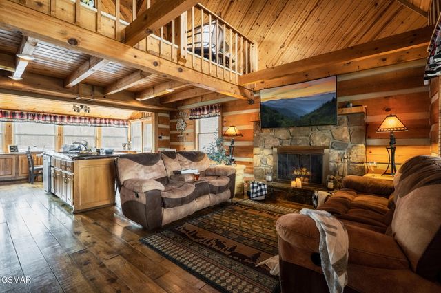 3239 Cove Creek Way, Sevierville, TN 37862