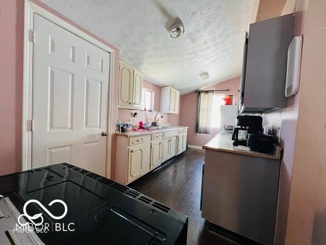 1358 Hiatt Street, Indianapolis, IN 46221