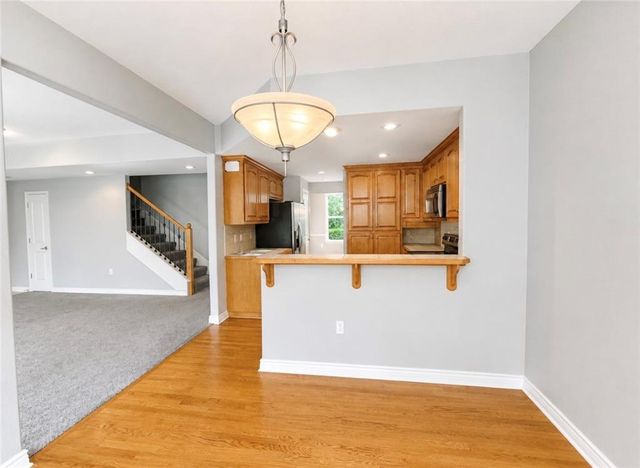 5217 Carson Drive, Lawrence, KS 66049