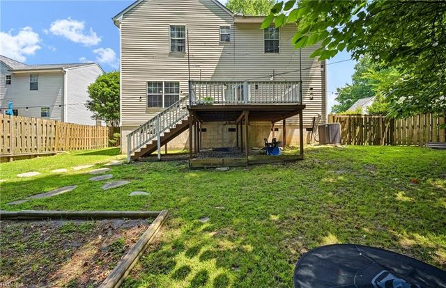 3720 Bridle Path LN, Suffolk, VA 23435
