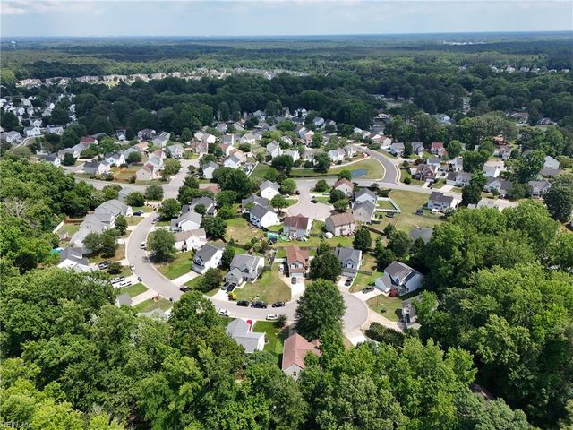 3720 Bridle Path LN, Suffolk, VA 23435