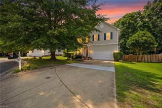 3720 Bridle Path LN, Suffolk, VA 23435