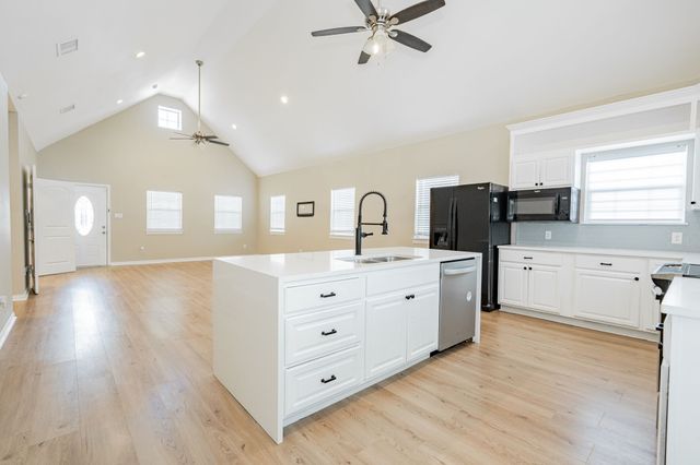 8306 Chesham Drive, Rowlett, TX 75088