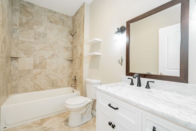 8306 Chesham Drive, Rowlett, TX 75088