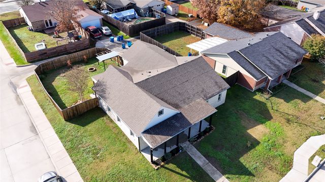 8306 Chesham Drive, Rowlett, TX 75088