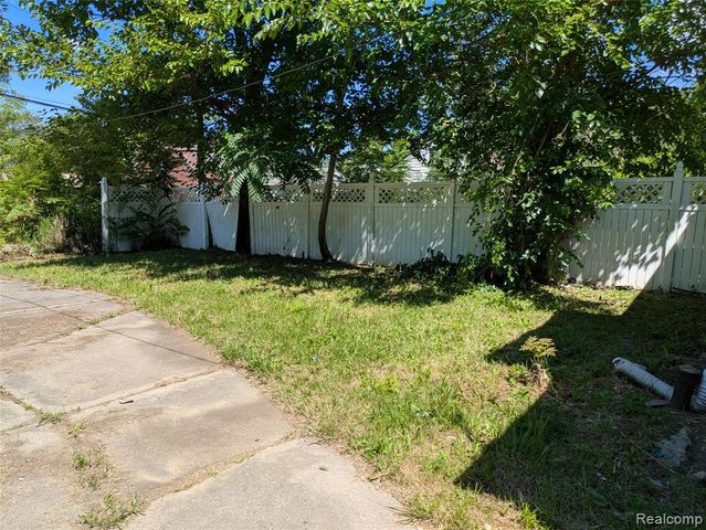 9809 Philip Street, Detroit, MI 48224