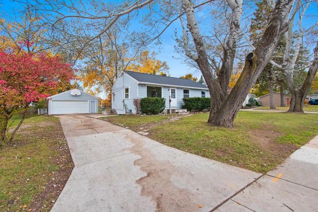 332 E ST JOSEPH STREET, Green Bay, WI 54301