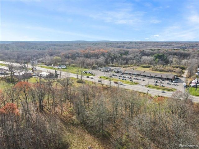 3777 S Lapeer Road, Metamora, MI 48455