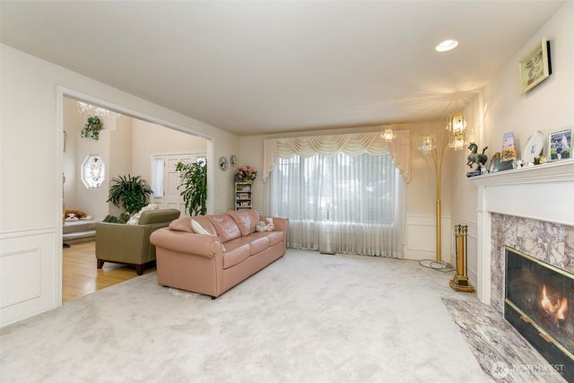 8534 126th Place SE, Newcastle, WA 98056