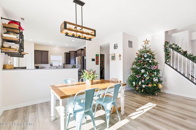 8735 Warbler Branch Way, Louisville, KY 40229