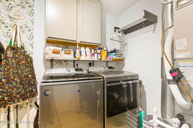 8735 Warbler Branch Way, Louisville, KY 40229