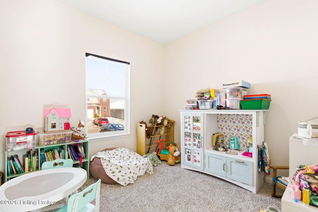 8735 Warbler Branch Way, Louisville, KY 40229