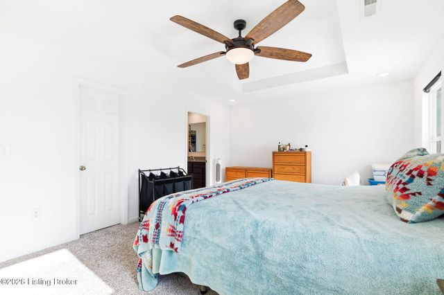 8735 Warbler Branch Way, Louisville, KY 40229