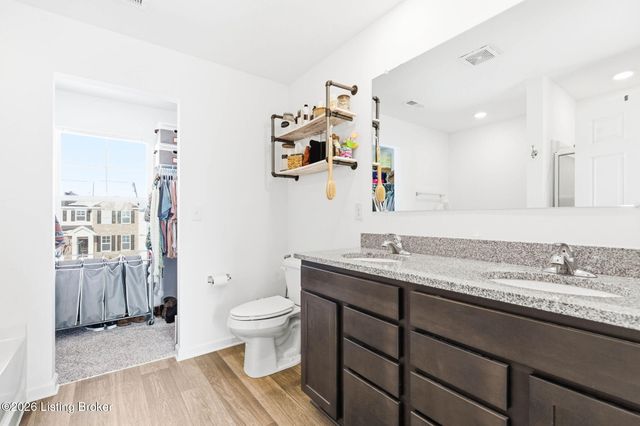 8735 Warbler Branch Way, Louisville, KY 40229