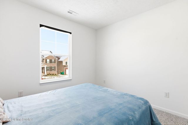 8735 Warbler Branch Way, Louisville, KY 40229