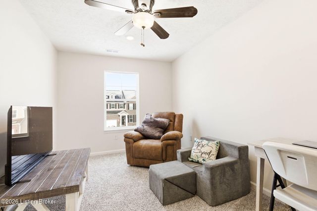 8735 Warbler Branch Way, Louisville, KY 40229