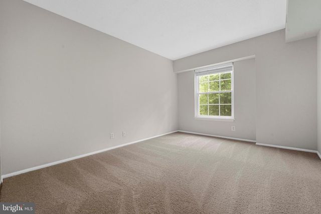 7621 TREMAYNE PL #113, Mclean, VA 22102