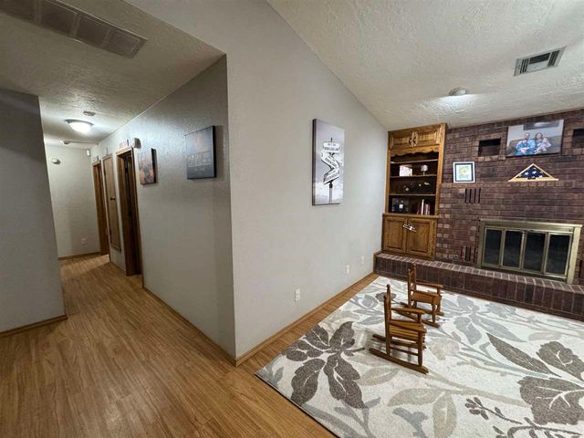 2804 NE Heritage Lane, Lawton, OK 73507